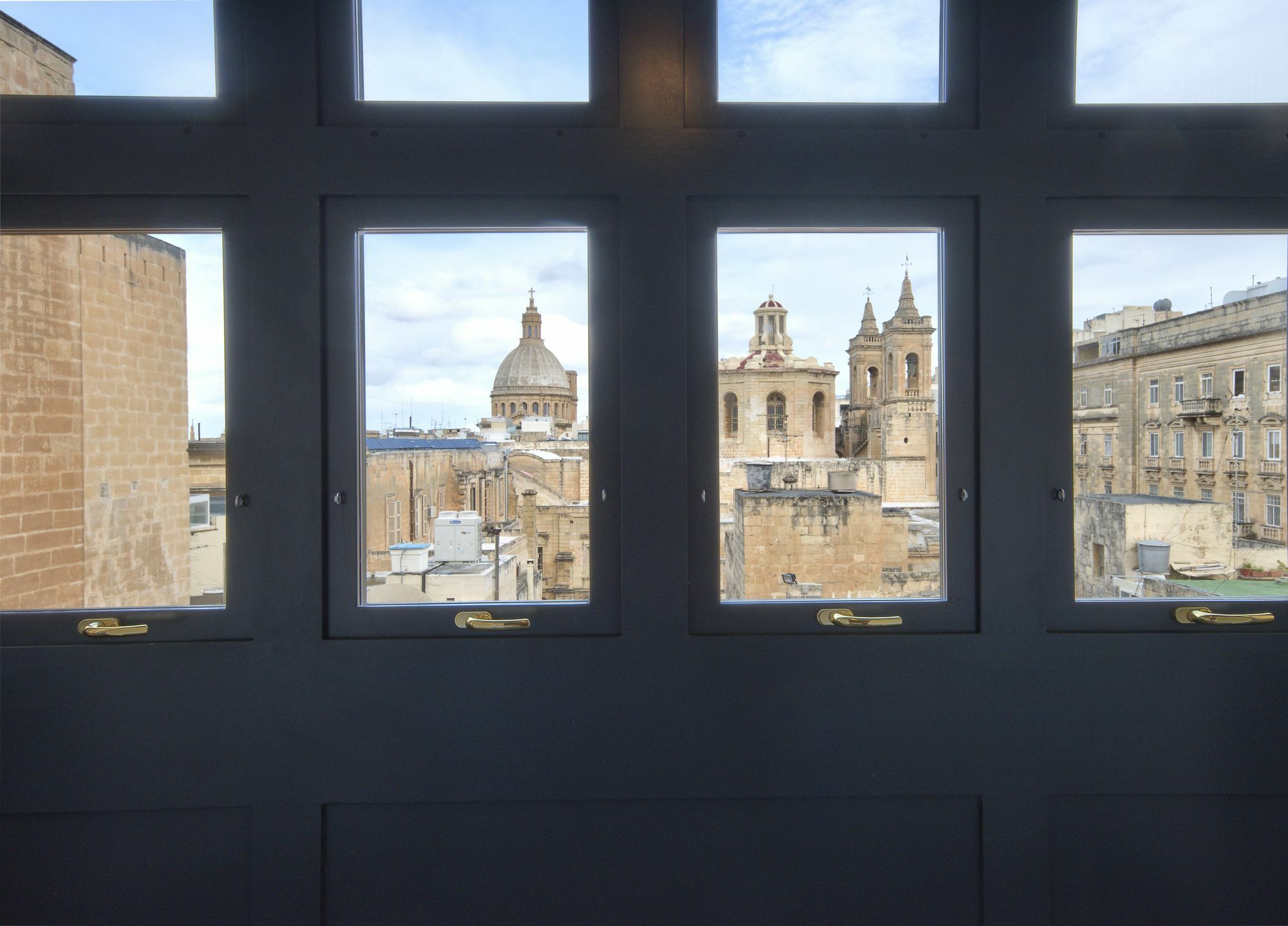 La Falconeria Hotel Valletta Exteriör bild